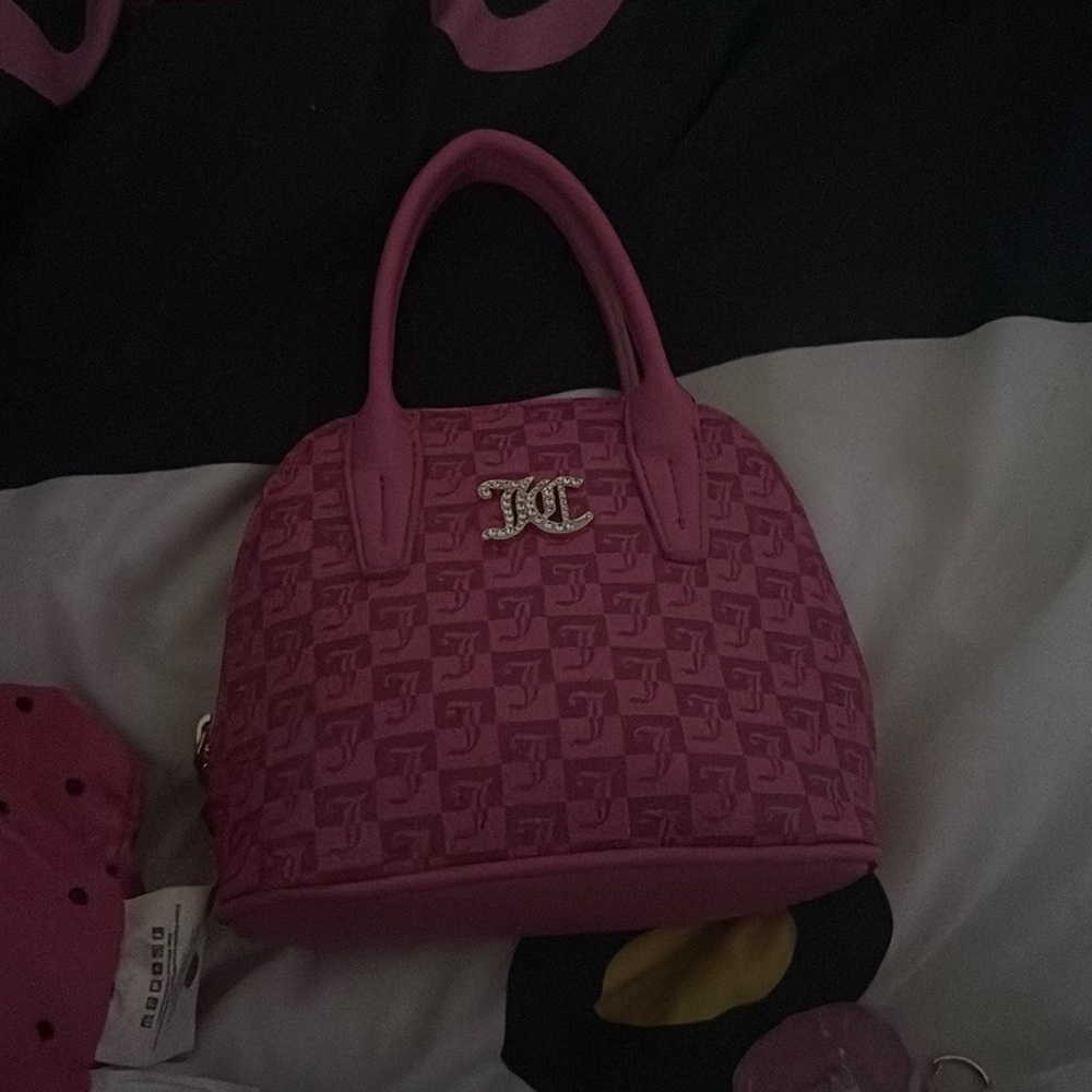 juicy couture hot pink handbag